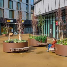 Hug a Tub Cylindrical - La Poste à Delémont (CH)