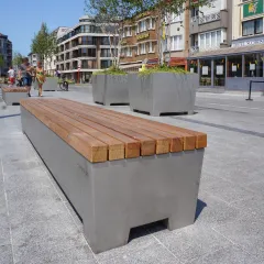 Solid Love Bench, Love Tubs - Koning Leopold III plein, Blankenberge
