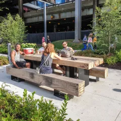 Drifter Picnic sets - Chicago Riverwalk East, Chicago