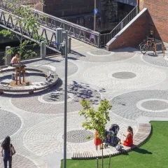 R&R Circular Bench, Solid Top Seat Curved - Vuolteentori, Tampere