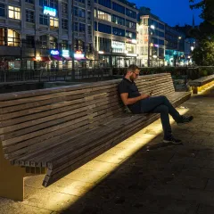 Cliffhanger Linear Benches - Brunnsparken, Göteborg