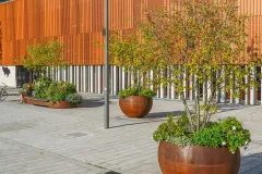 Globe Tree Planters, Solid Mobile Green Isles Oval - Lindau